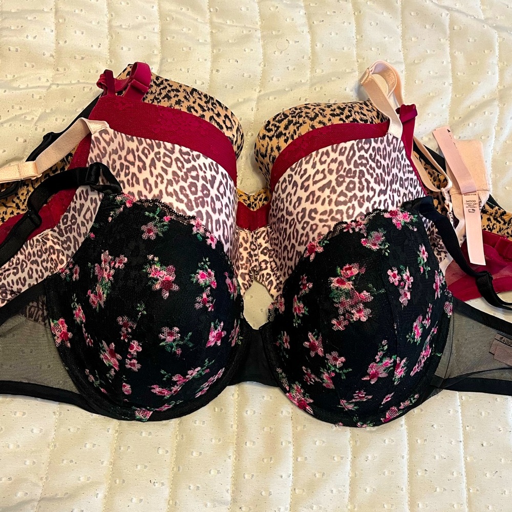 Victoria’s Secret Bra Bundle